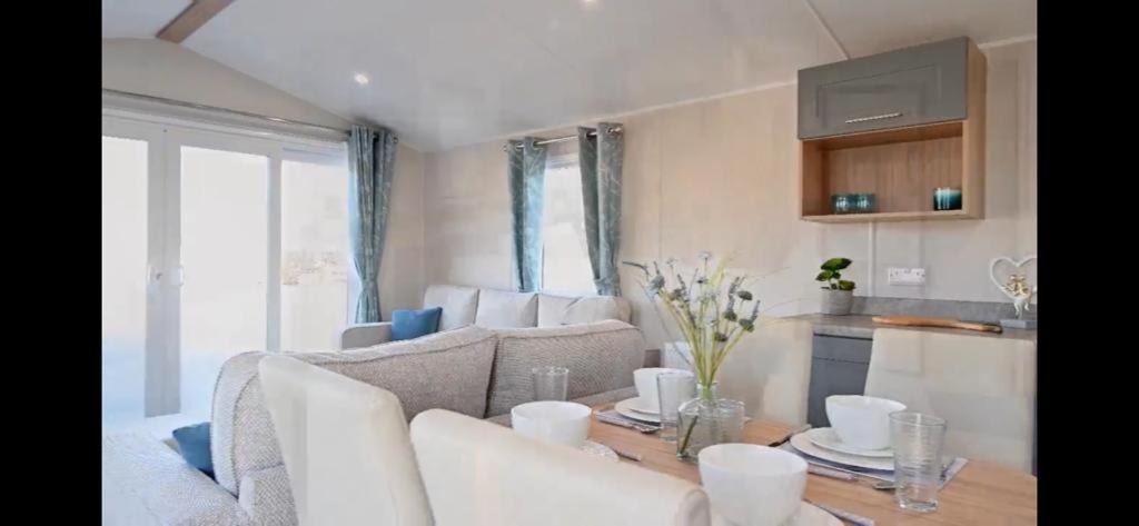 Ultimate Serene Getaway East Mersea Buitenkant foto